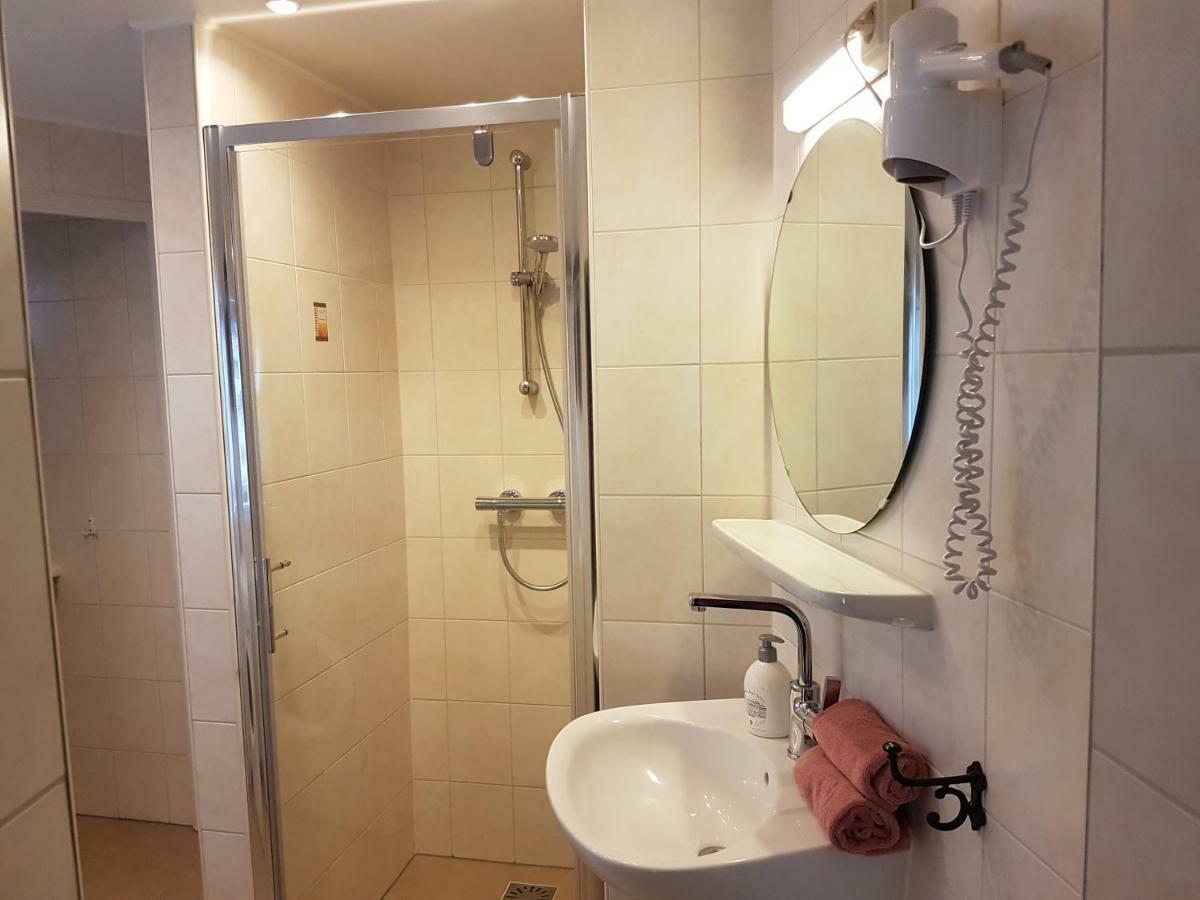 City House Adults Only Мидълбург Екстериор снимка